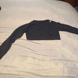 Gym shark medium crop